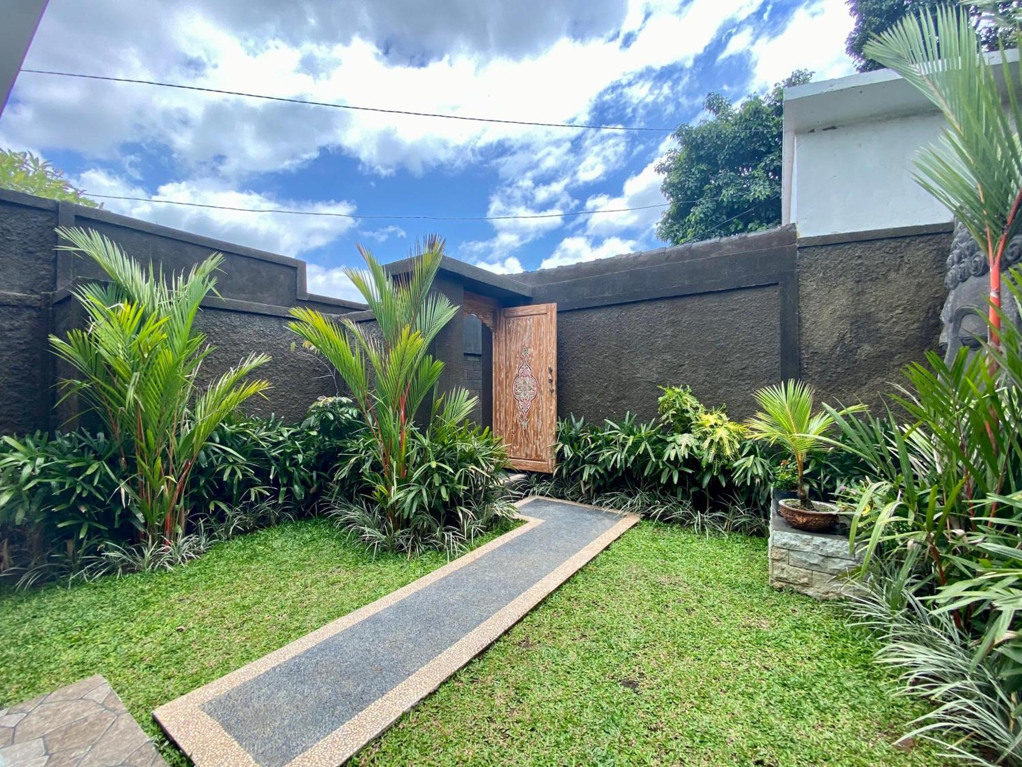 Villa Cempaka Putih By Purra Hospitality Убуд Екстериор снимка